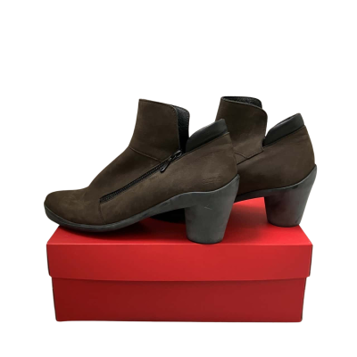 Arche LN brown suede women size 39.5 Boots/ Made in France