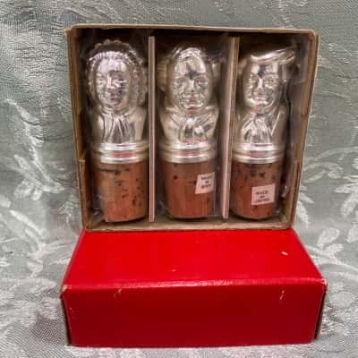 Set of 3 Bottle Stoppers