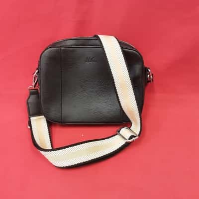 Jag Womens Black  Crossbody Bag With Detachable Strap 