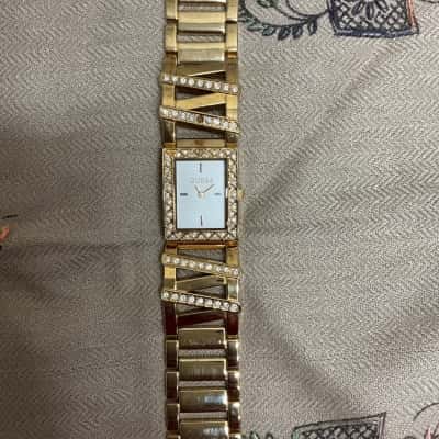 Guess Womens Watch Gold 