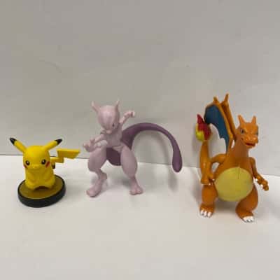 Vintage Pokémon Figure Lot (16 Pcs) - 1990s TOMY Hasbro Pikachu Charizard Mewtwo