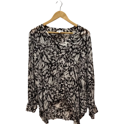 Wayne Cooper Womens  Size 10 Black & White Pattern Shirt