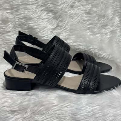  Womens  Size 9 Black  block heels 