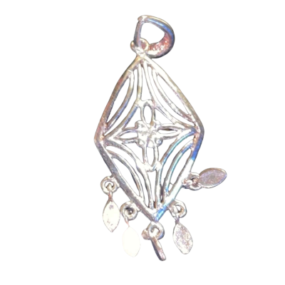  Women's Pendant 