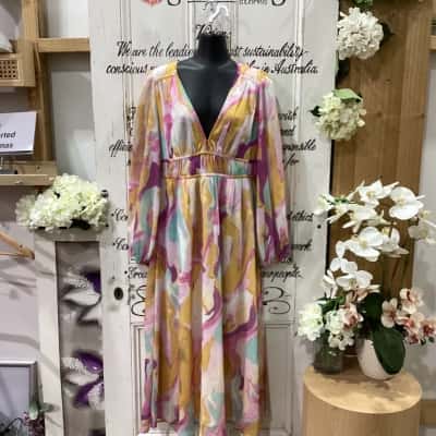 Passion Fusion Brand! NWOT STUNNING PLUNGING NECKLINE BALLOON SLEEVED MAXI DRESS! Womens  Size 10 Long Sleeve Dress / Maxi Dress Multicoloured / Pattern 