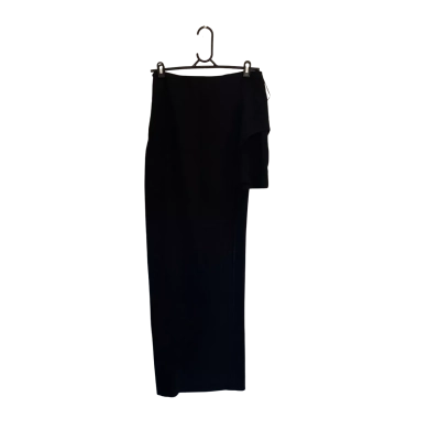 Cue Womens  Size 8 Asymmetrical Hemline Skirt Black  