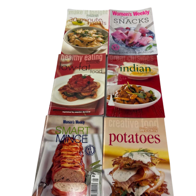 Woman’s weekly small magazines x6