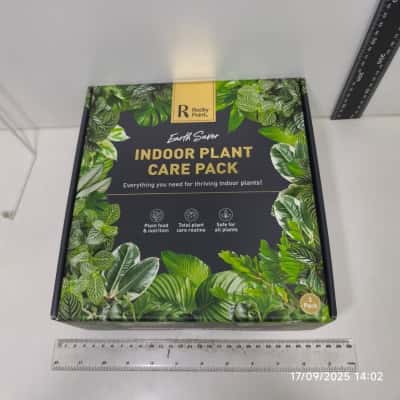 Earth Saver Indoor Plant Care Pack As New Sealed 