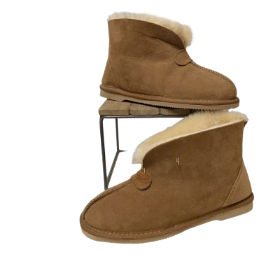 UGG Size 7 Brown boots