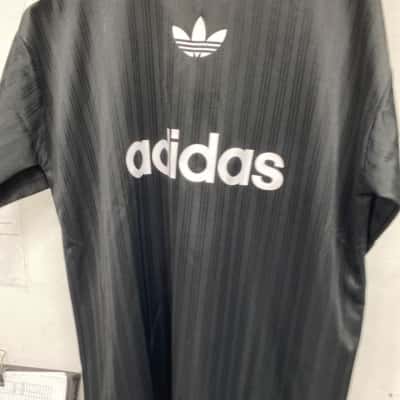 Adidas Mens  Size L T-Shirt Black  / White 
