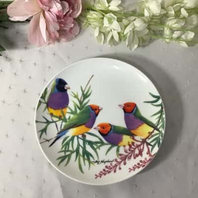 Maxwell & Williams Birds of Australia "Gouldian Finches" Fine Bone China Plate