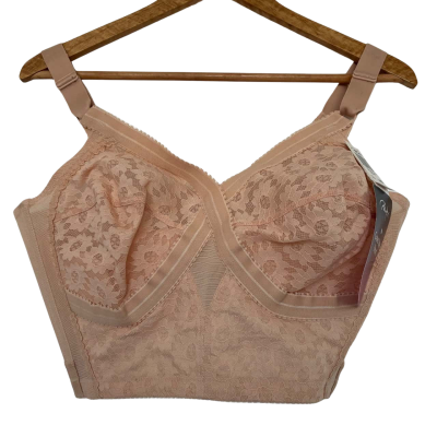 Playtex Size 18D Nude Bra
