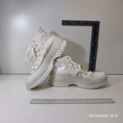 Converse Mens Size 6 Cream / White All Star Lugged 2.0