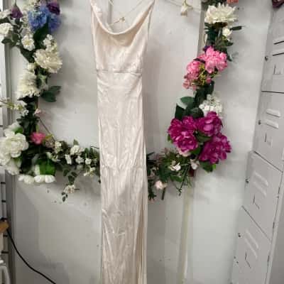 Winona Size 8 Formal Dress Beige 