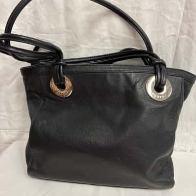 Oroton Womens Handbag Black  / Gold 