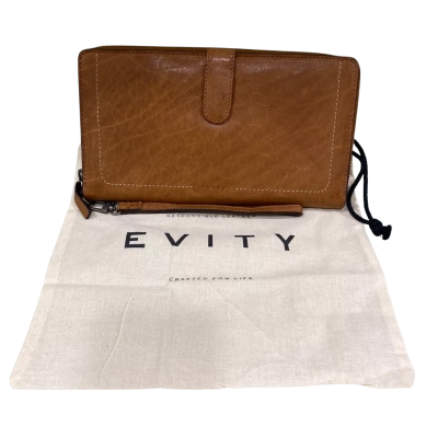 Evity Womens Clutch Brown 