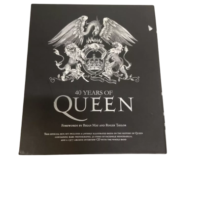 Book 40 Years Of Queen 