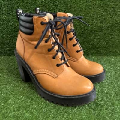 Dr Martens Persephone Brown Tan Platform Ankle Boot Size 8 US