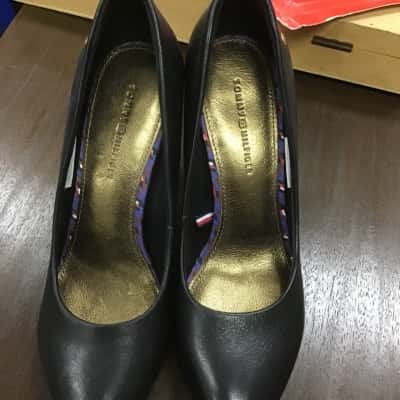 Tommy Hilfiger leather  Size 36 Heels Black  