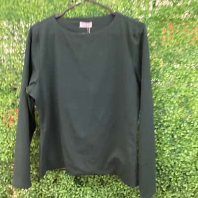 Fayt.  Womens  Size 18 Long Sleeve Top Green 
