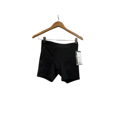 2XU Mens  Size M core compression 1/2 shorts