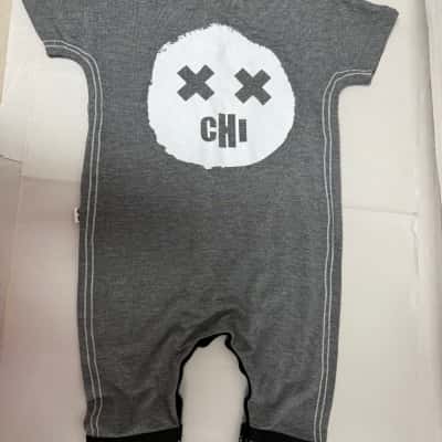 CHI KHI Kids  Size 3-6m Romper Grey 