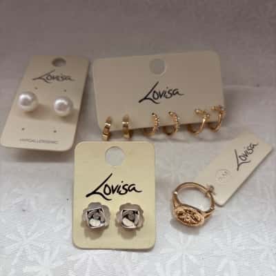 Lovisa Women’s Bundle includes x 1 ring and x 5 pairs of earrings 