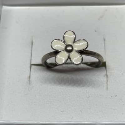  Womens flower Ring 925 Silver stamped 