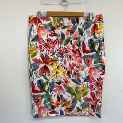 Rip Curl White Colourful Floral Wrap Mini Skirt  Size XL 