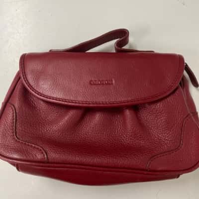 Oroton Womens Handbag Maroon 