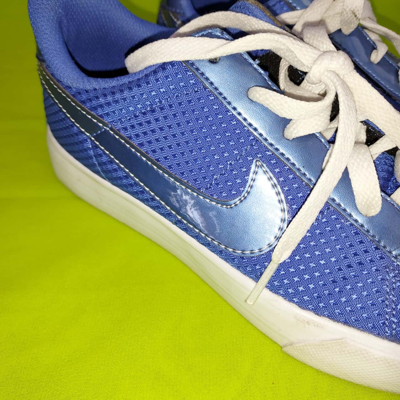 nike blue tick shoes
