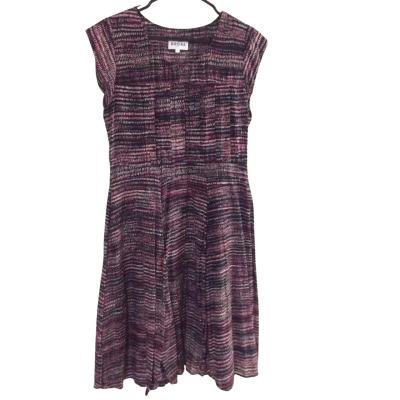  Womens  Size 14 Mini Dress Grey / Navy Blue / Pattern / Pink  / White 