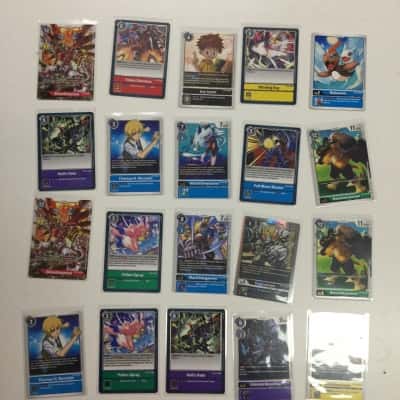 236 Bulk lot of Digimon cards