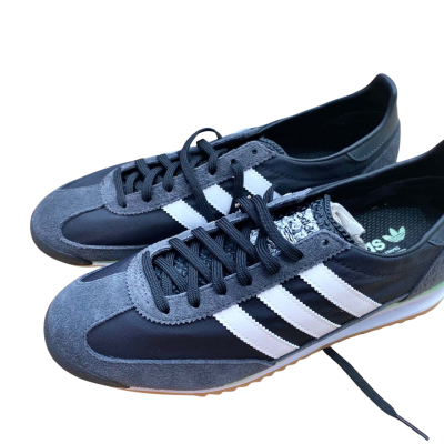 Adidas Mens  Size 8 Sneakers Black   