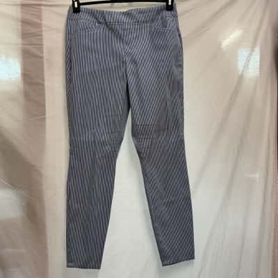 Calvin Klein Womens  Size M Skinny Leg Pants Blue / Striped / White 