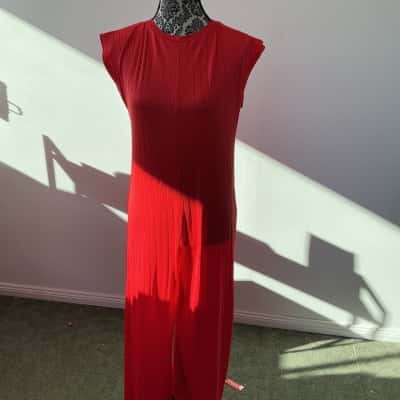  Womens  Size 5 Jumpsuit Red 