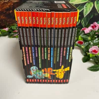 Pokémon Essential Collection - Scholastic
