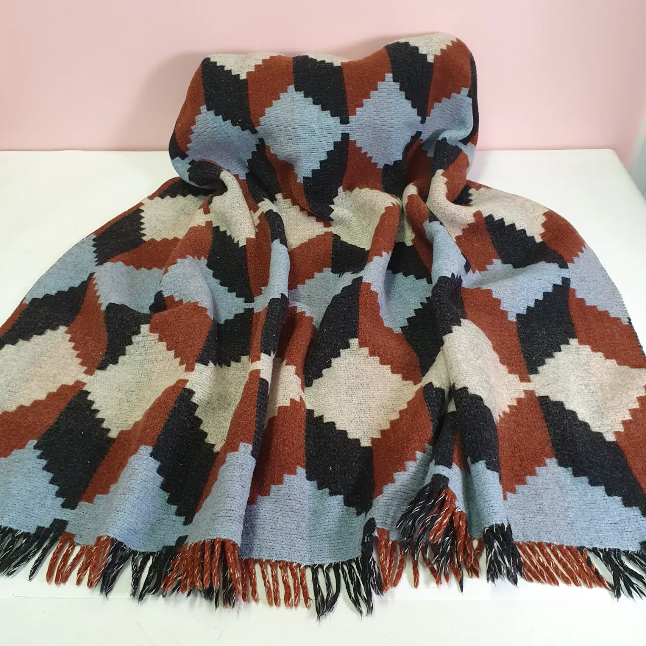 Manatunga Rug Vintage Manatunga Wool Travel Rug/Blanket(s) - Used Very Good | Salvos ...