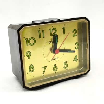 Vintage Citizen Quartz Alarm Clock  (small elec)