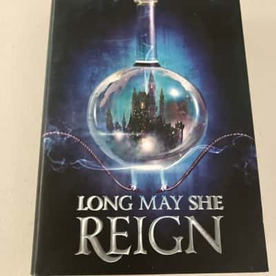 Rhiannon Thomas- Long may she reign