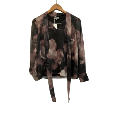 Tokito Womens  Size 6 shirt 