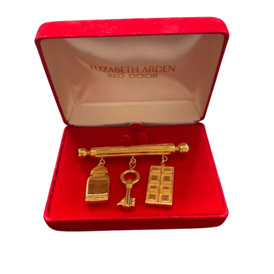 Elizabeth Arden red door Pin