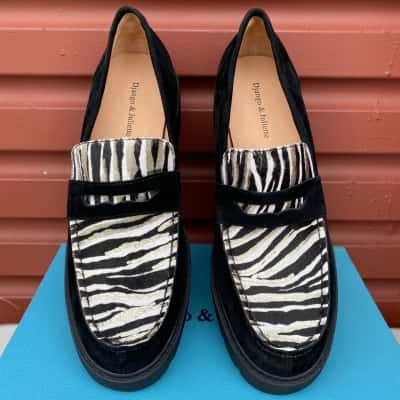 Django & Juliette Womens Size 41  Black Zebra Metallic Suede Pony Heels
