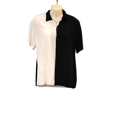 Black Friday Womens  Size S Button Up Top / Short Sleeve Shirt Black  / White 