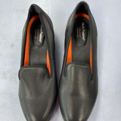 Hush Puppies Black    Size 9 Loafers