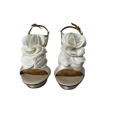 Badgley Mischka Vera Cuoio  Size 8 Heels Champagne 