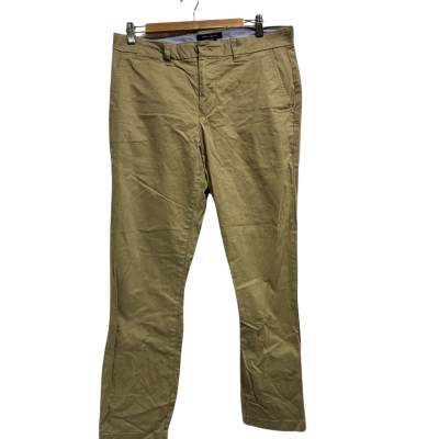 Tommy Hilfiger Men’s Beige Khakis Size 32x30
