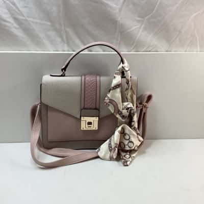 Laura Jones Womens Handbag Beige / Cream / Gold / Pink  