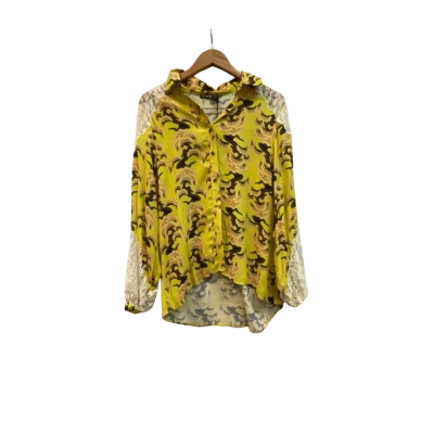  Womens Fate and Becker Size 10 shirt