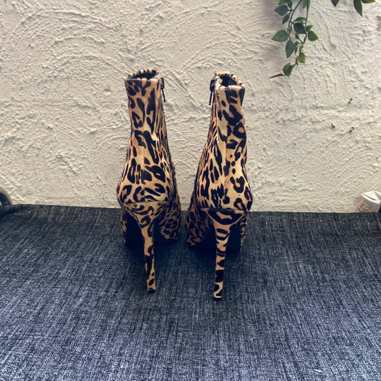 Monster Print Pattern Men Women Leather Boots main image 1